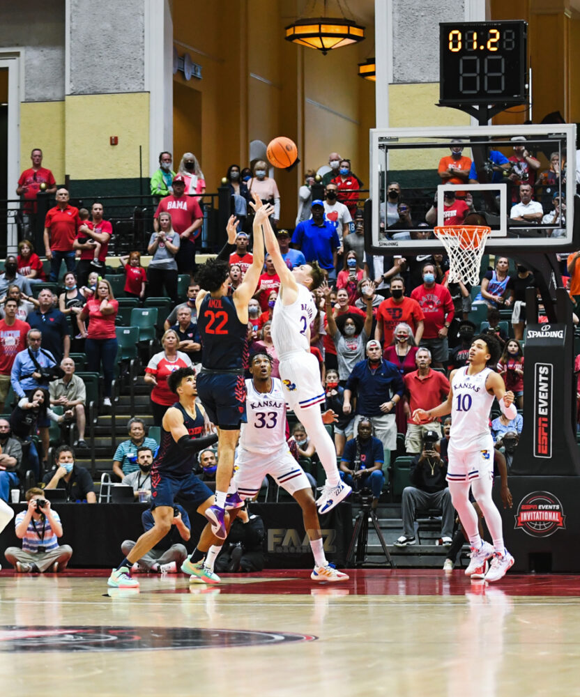 Dayton Flyers Buzzer Beater Takes Down #4 Kansas Jayhawks