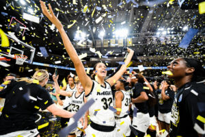UCF Basketball:  Lady Knights Dominate Cincinnati And Clinch Championship In The American Championship