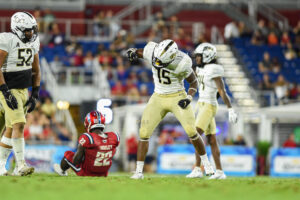 UCF’s Defense Ranks Best in The State For Total Defense & in Top 20 Nationally