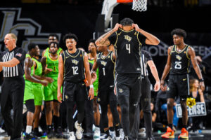 USF Extends Win Streak Defeating UCF in War On I4