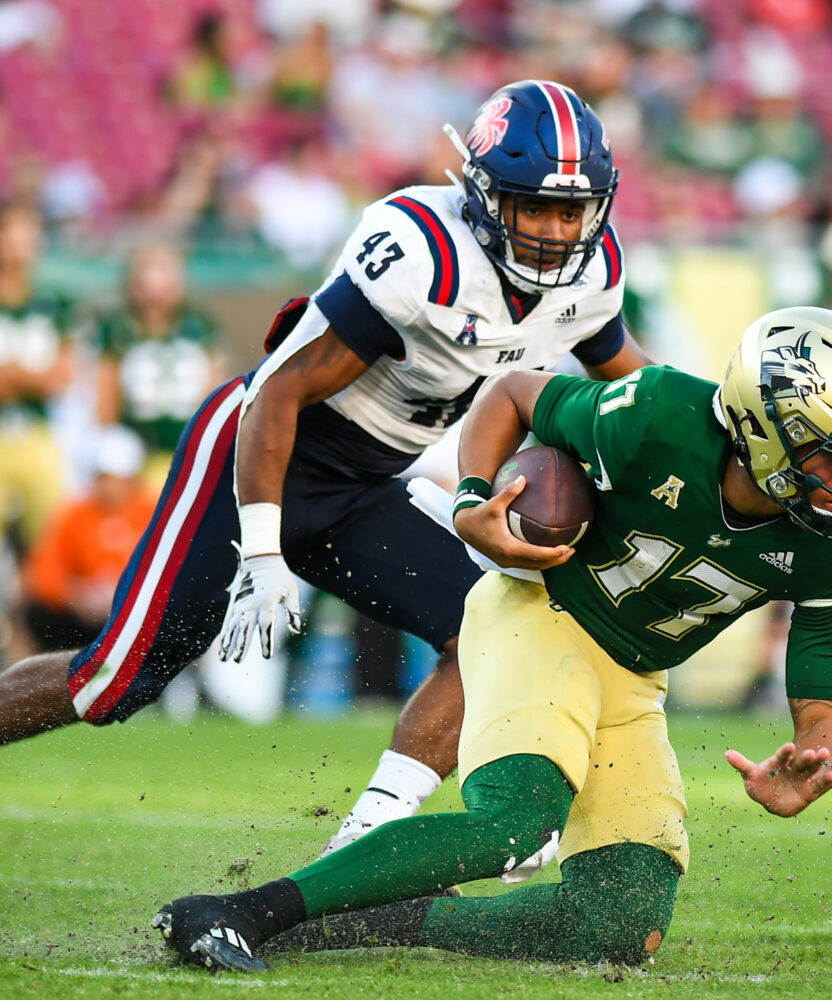 USF Stumbles in Second Half, Losses to FAU 56-14